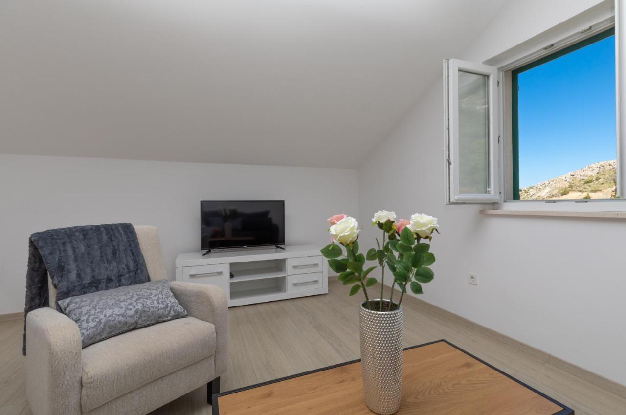 Apartments Villa Carica B&B ميميتسا المظهر الخارجي الصورة