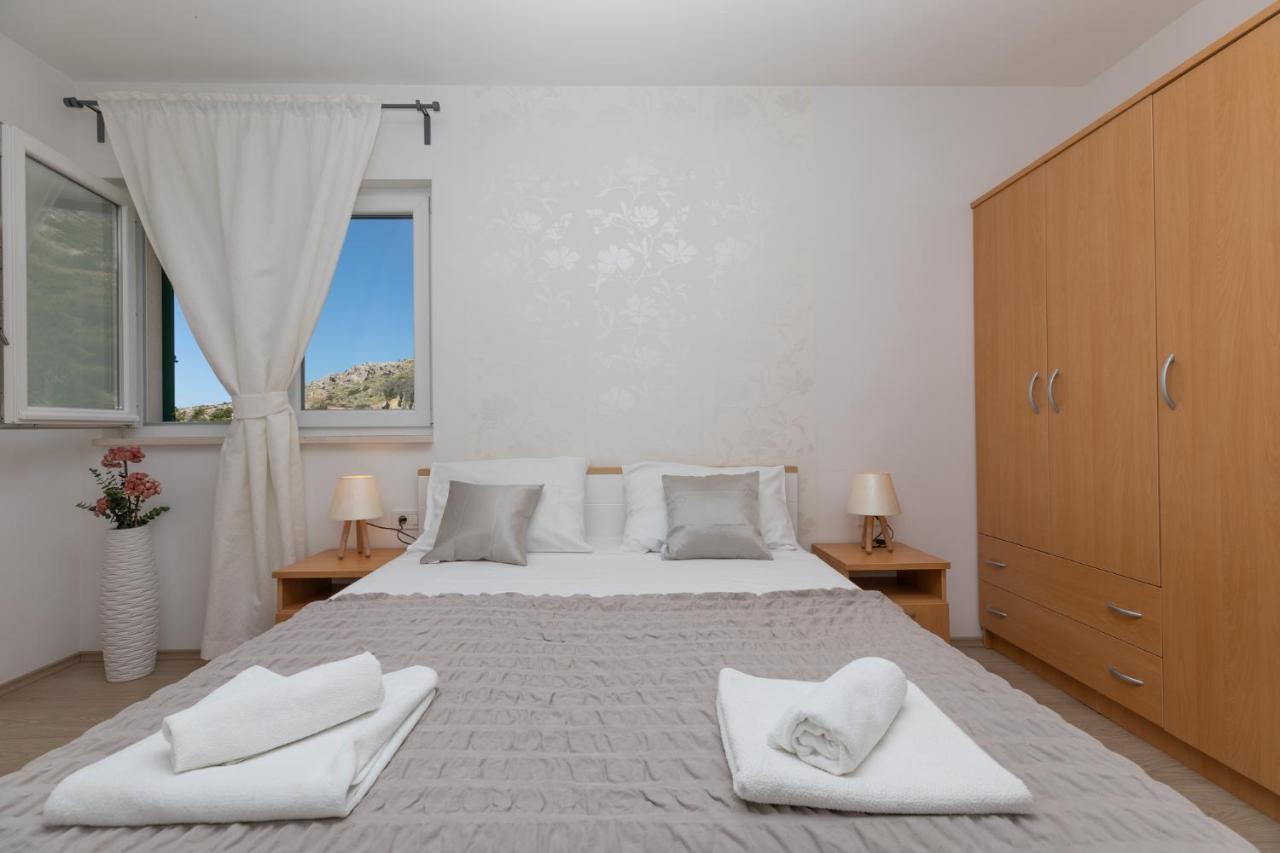Apartments Villa Carica B&B ميميتسا المظهر الخارجي الصورة