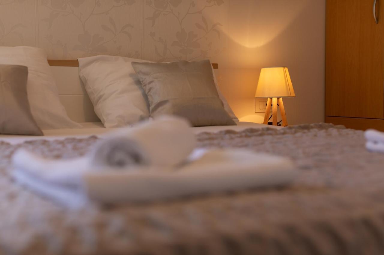 Apartments Villa Carica B&B ميميتسا المظهر الخارجي الصورة
