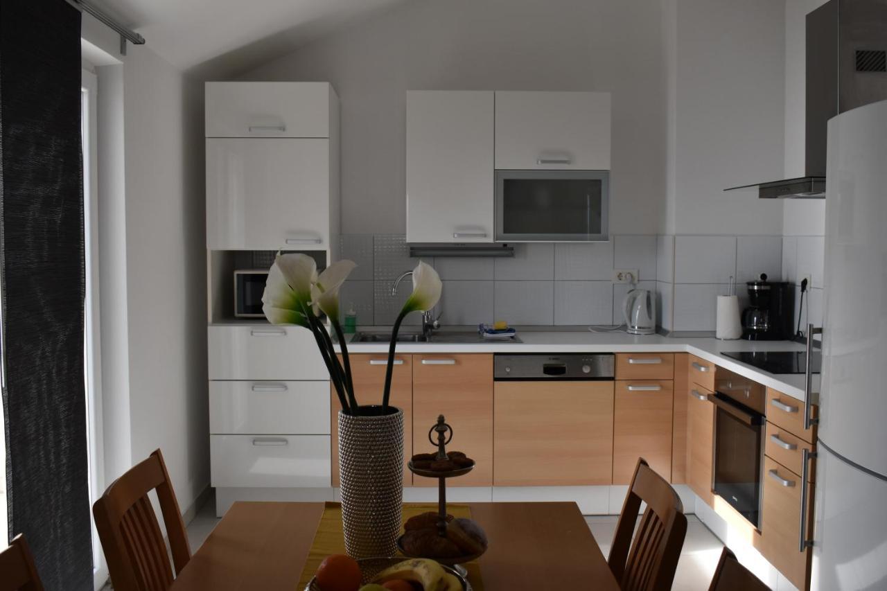 Apartments Villa Carica B&B ميميتسا المظهر الخارجي الصورة